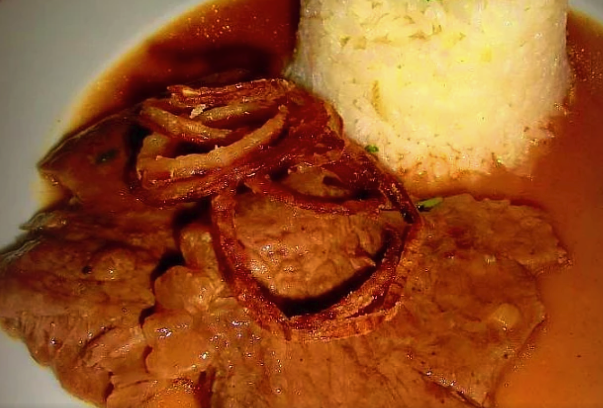 Viennese roast beef with rice